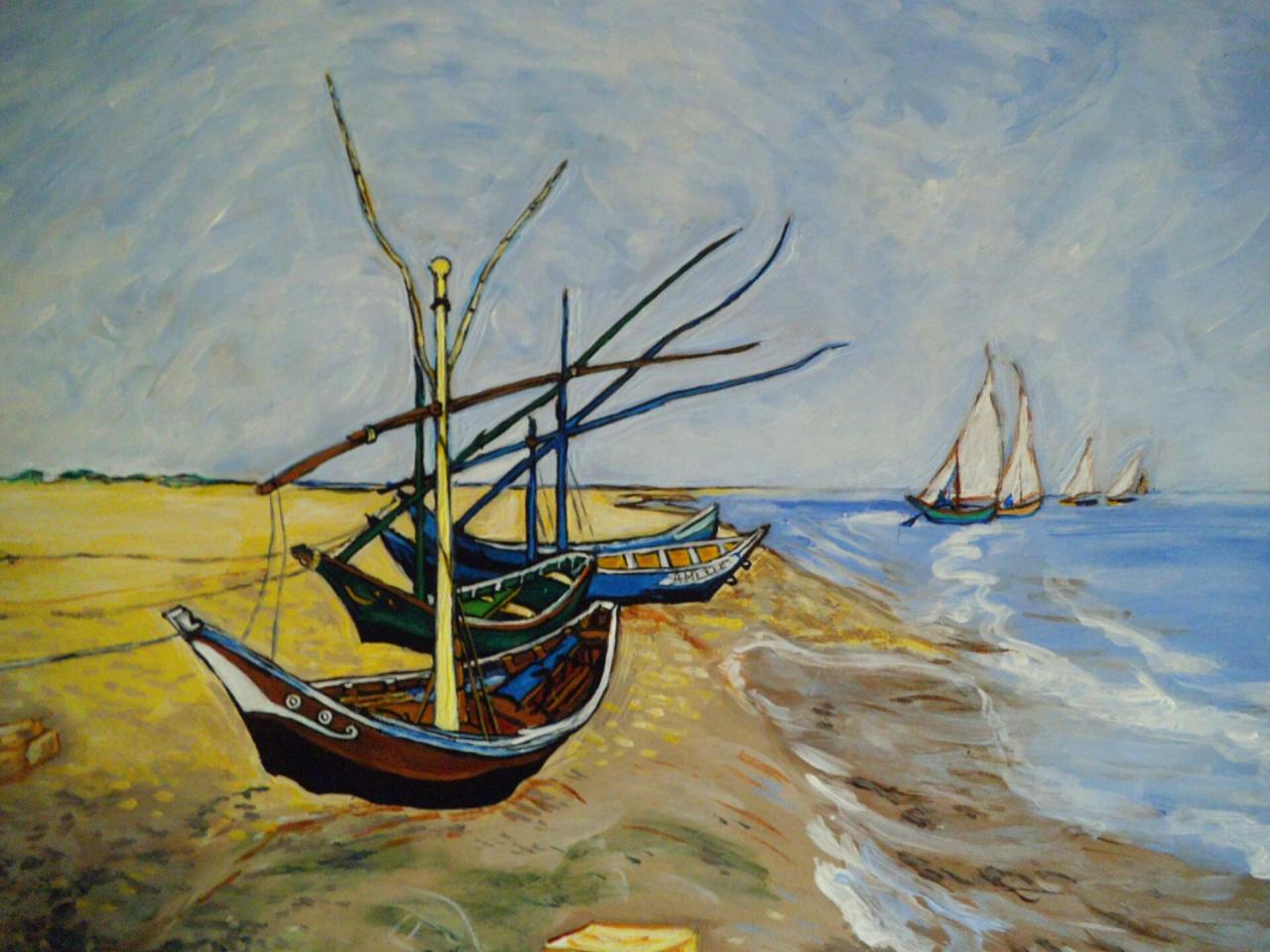 Bateaux de pêche sur la plage des Saintes-Maries-de-la-Mer